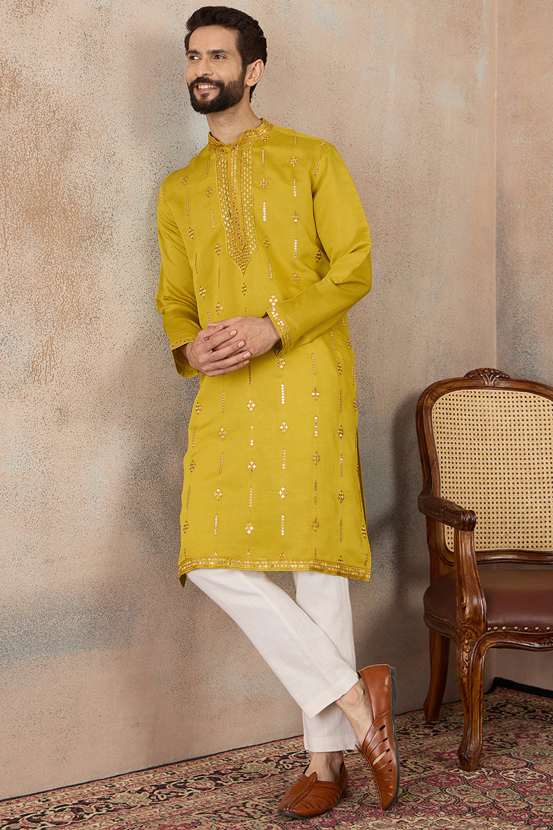 ethnic-bay-men-yellow-silk-blend-solid-embroidered-kurta-with-trouser-mkset2415