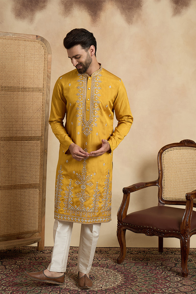 Mens Yellow Silk Blend Solid Embroidered Straight Kurta With Trouser