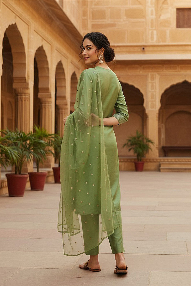women green poly silk solid yoke design kurta trousers with dupatta pkskd1589