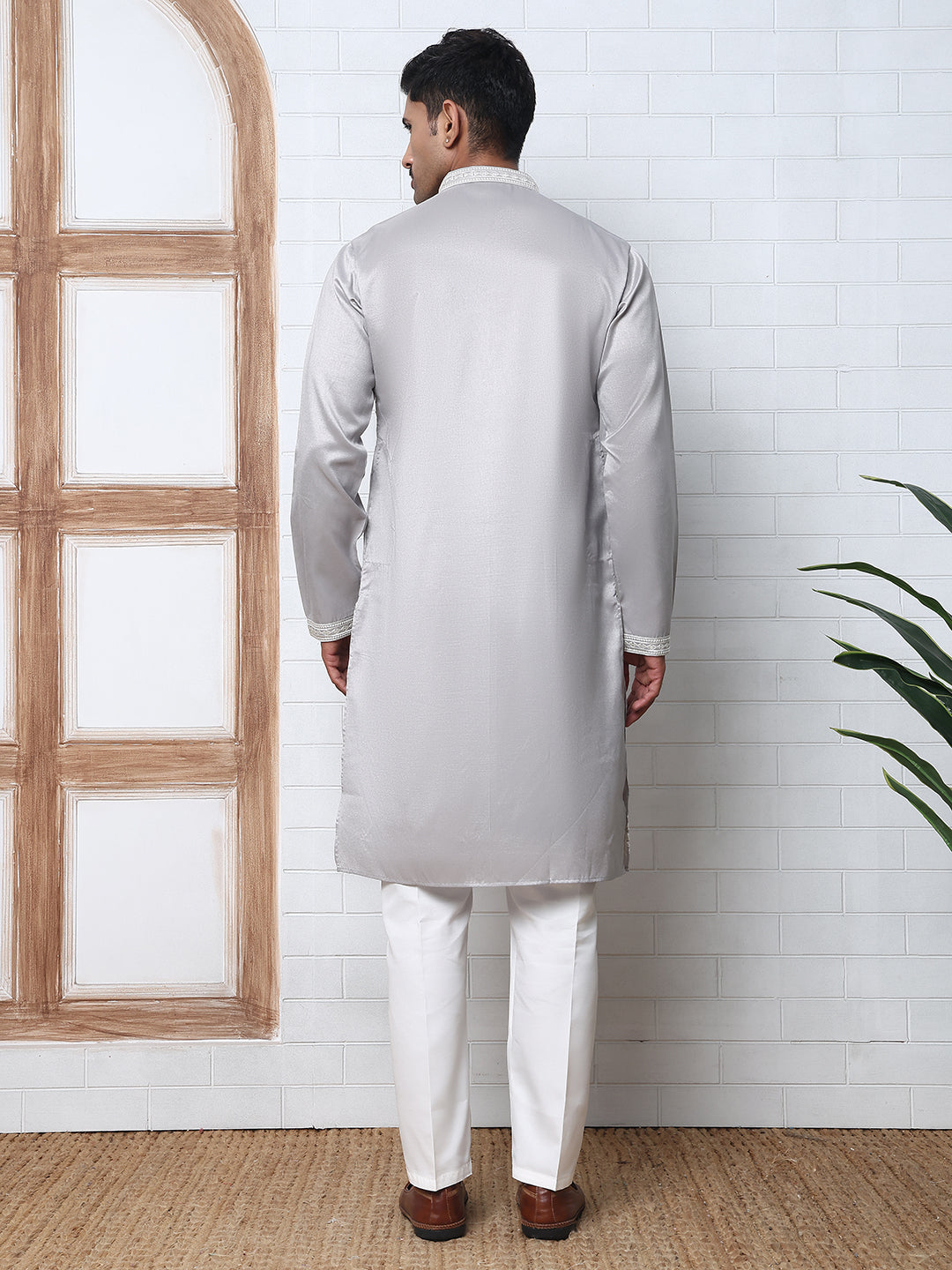 Men S Silk Blend Ethnic Embroidered Kurta Pyjama