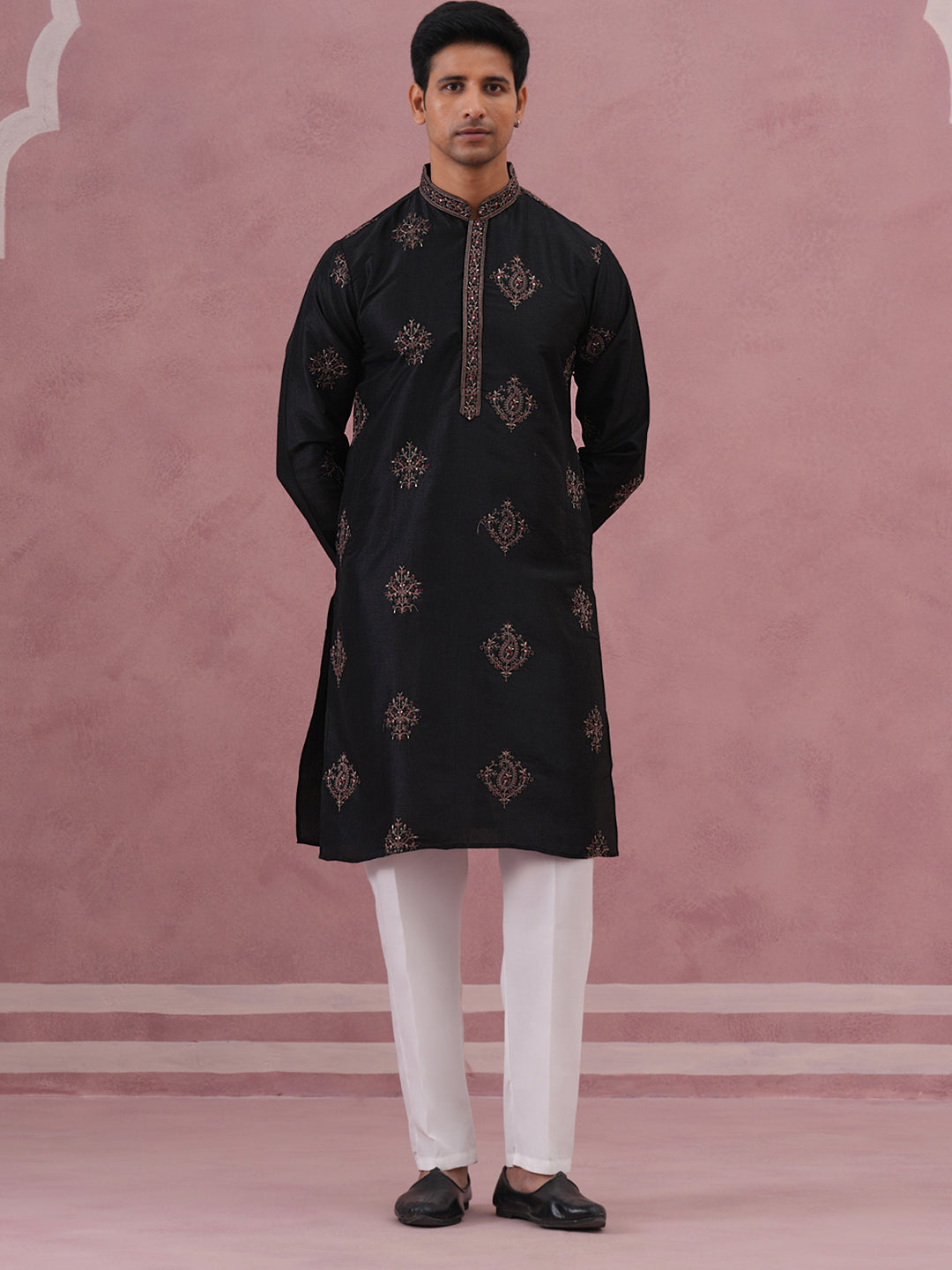 Silk Blend Black Kurta Pyjama Set For Men