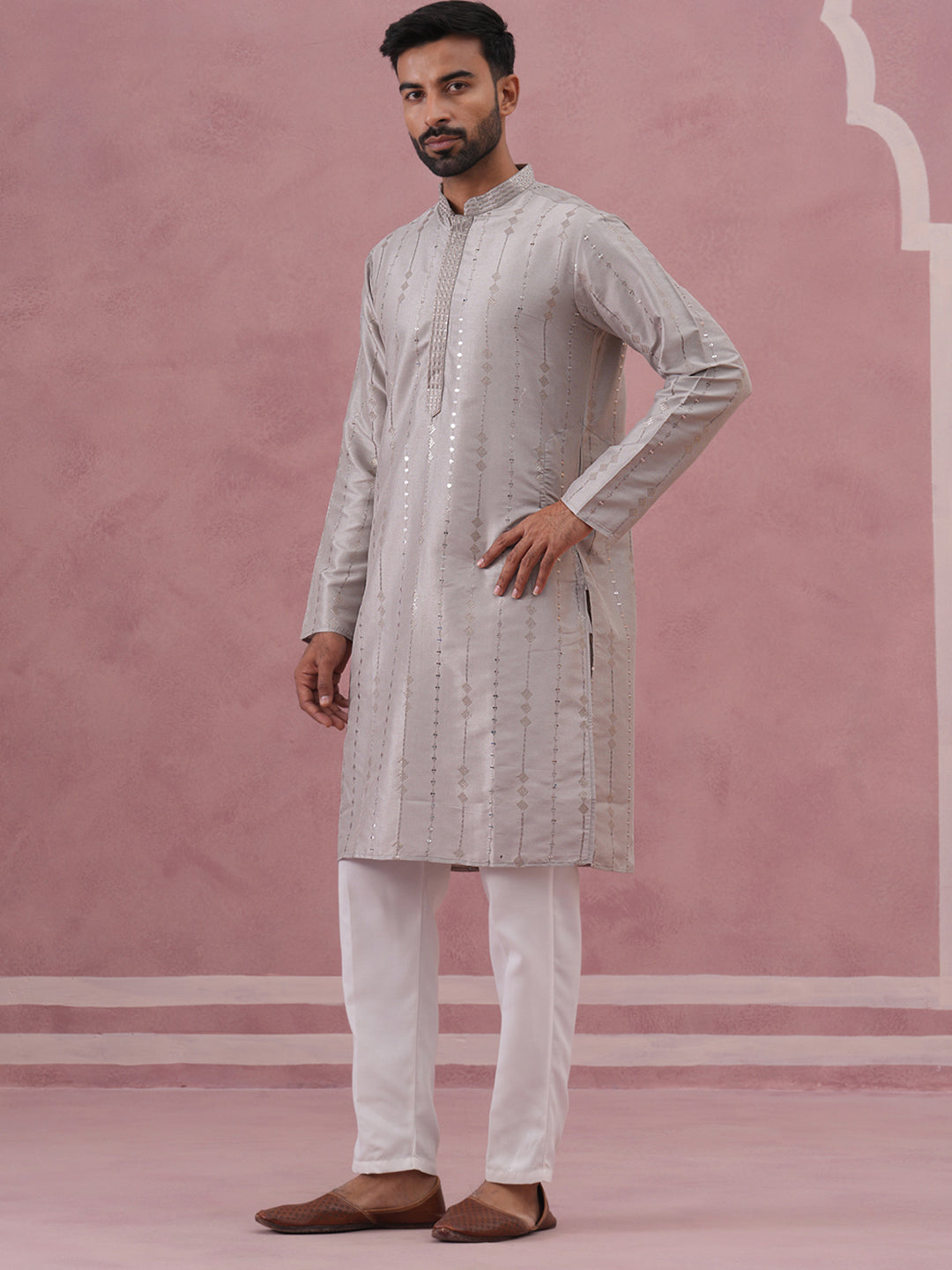 Traditional Silk Blend Silver Kurta Pyjama For Men