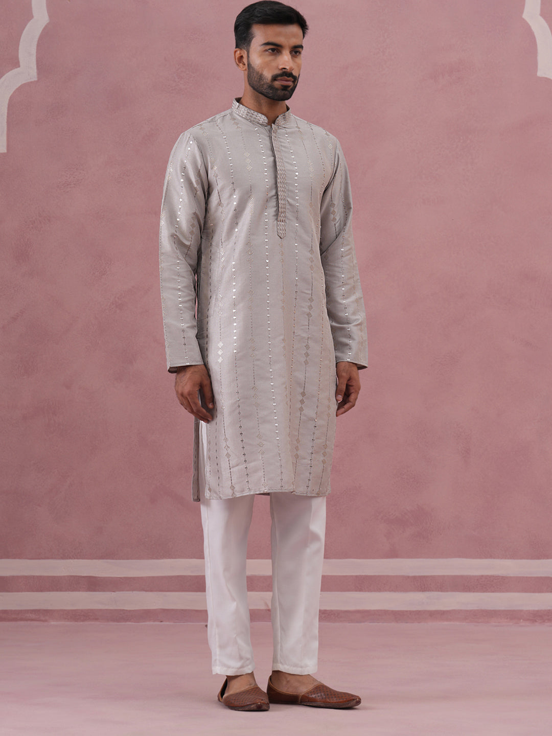 Traditional Silk Blend Silver Kurta Pyjama For Men