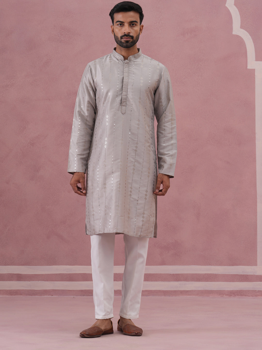 Traditional Silk Blend Silver Kurta Pyjama For Men