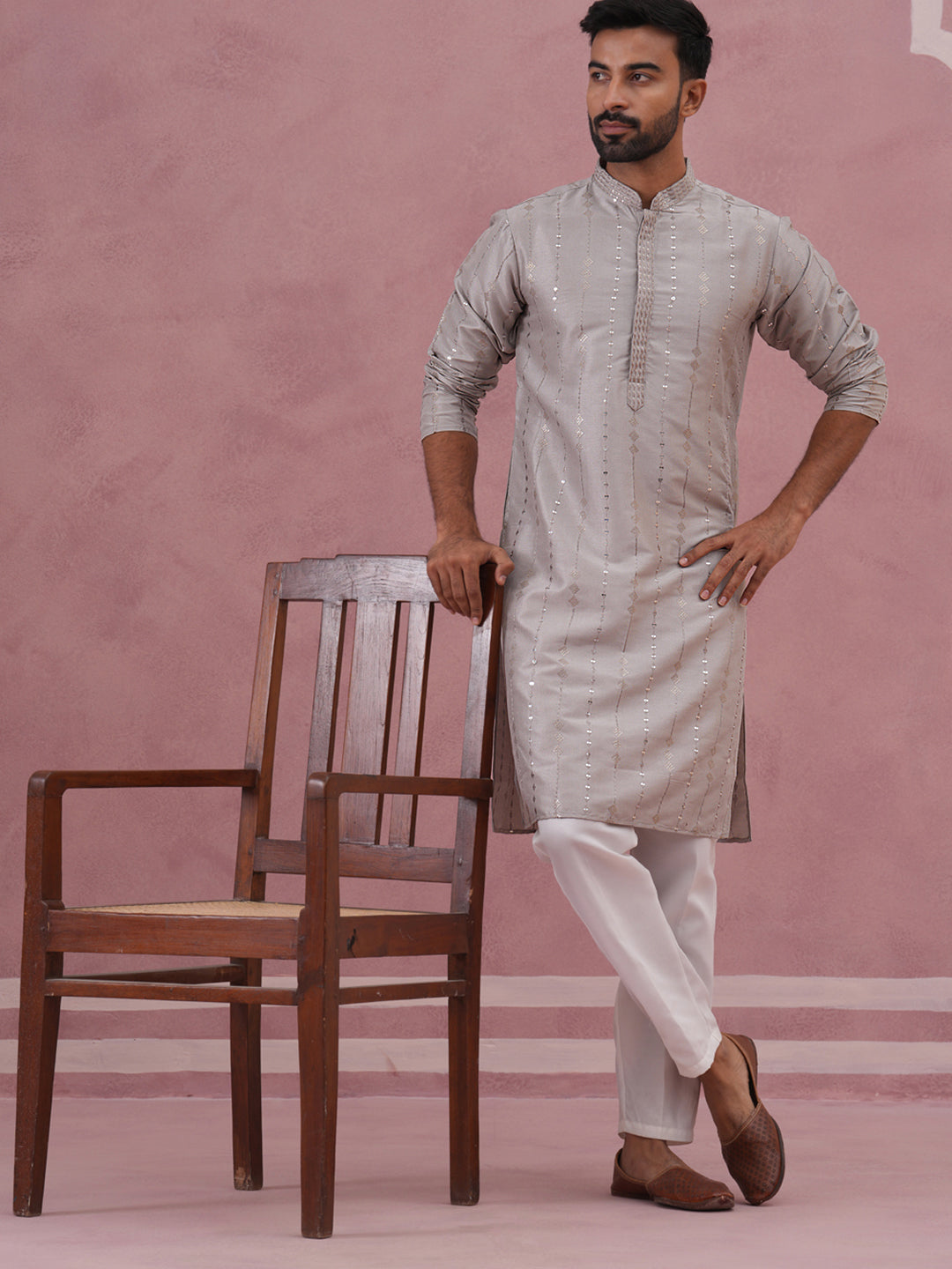 Traditional Silk Blend Silver Kurta Pyjama For Men