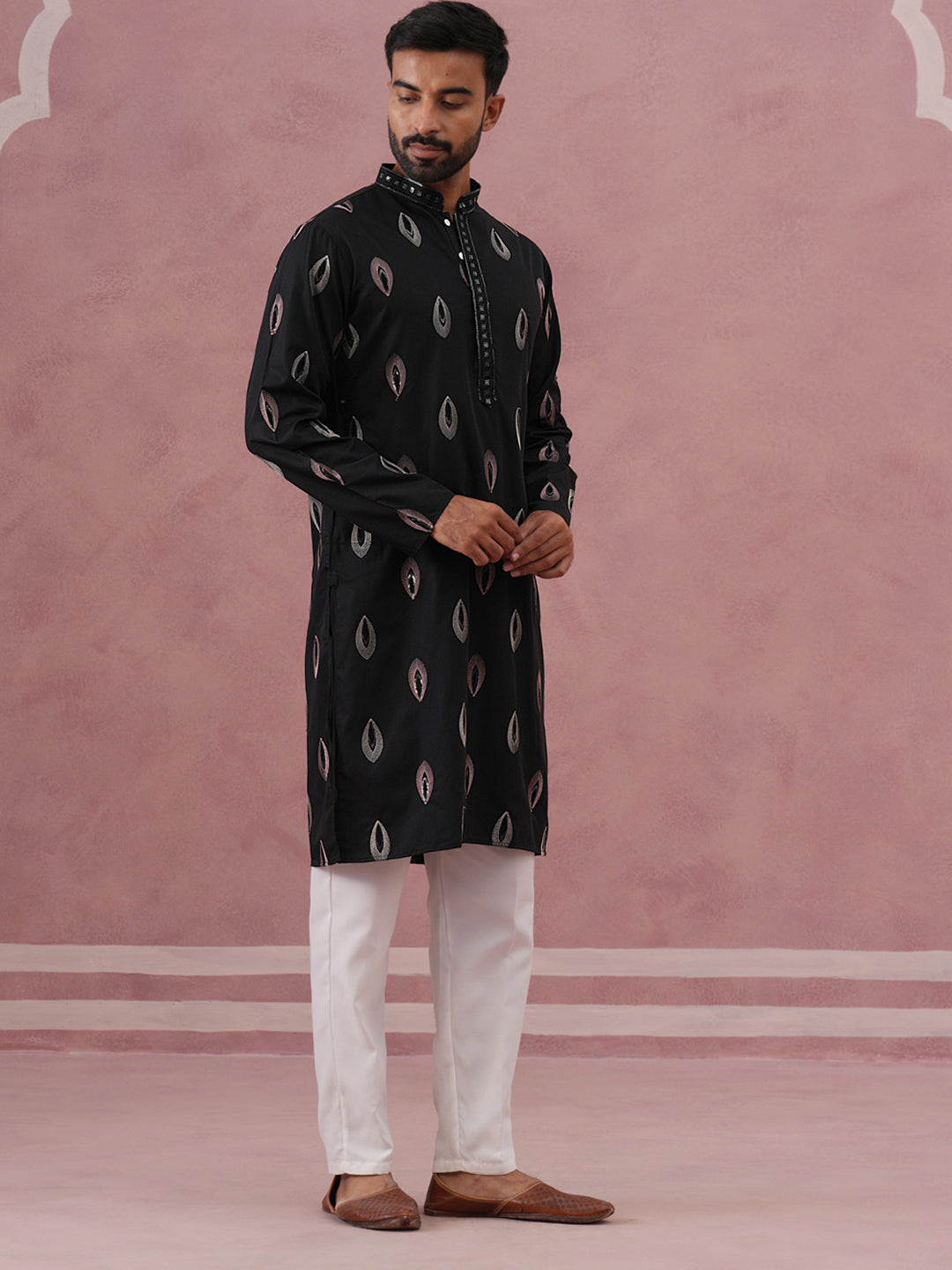 Festive Silk Blend Embroidered Kurta Set