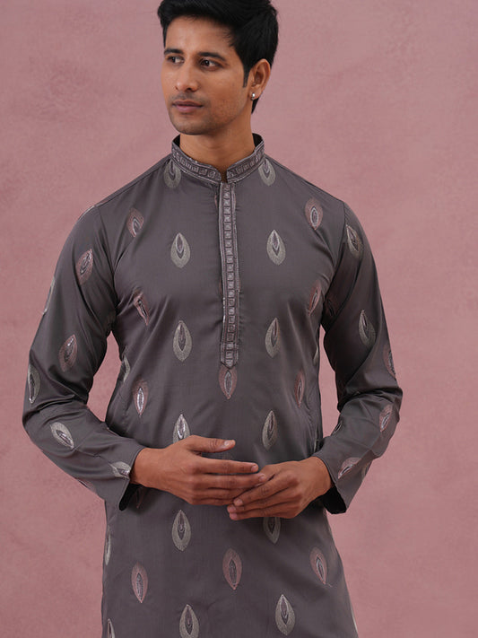 Festive Silk Blend Embroidered Kurta Set
