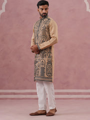 Men S Silk Blend Embroidered Kurta Pyjama Set