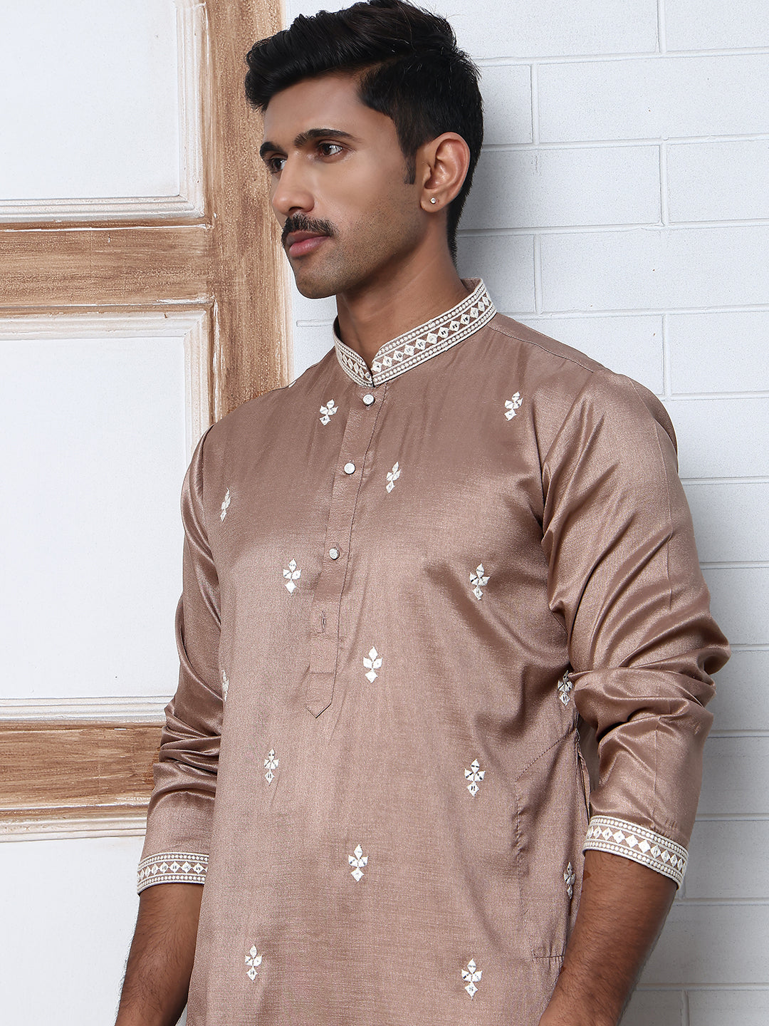 Traditional Silk Blend Kurta Pyjama With Embroidery