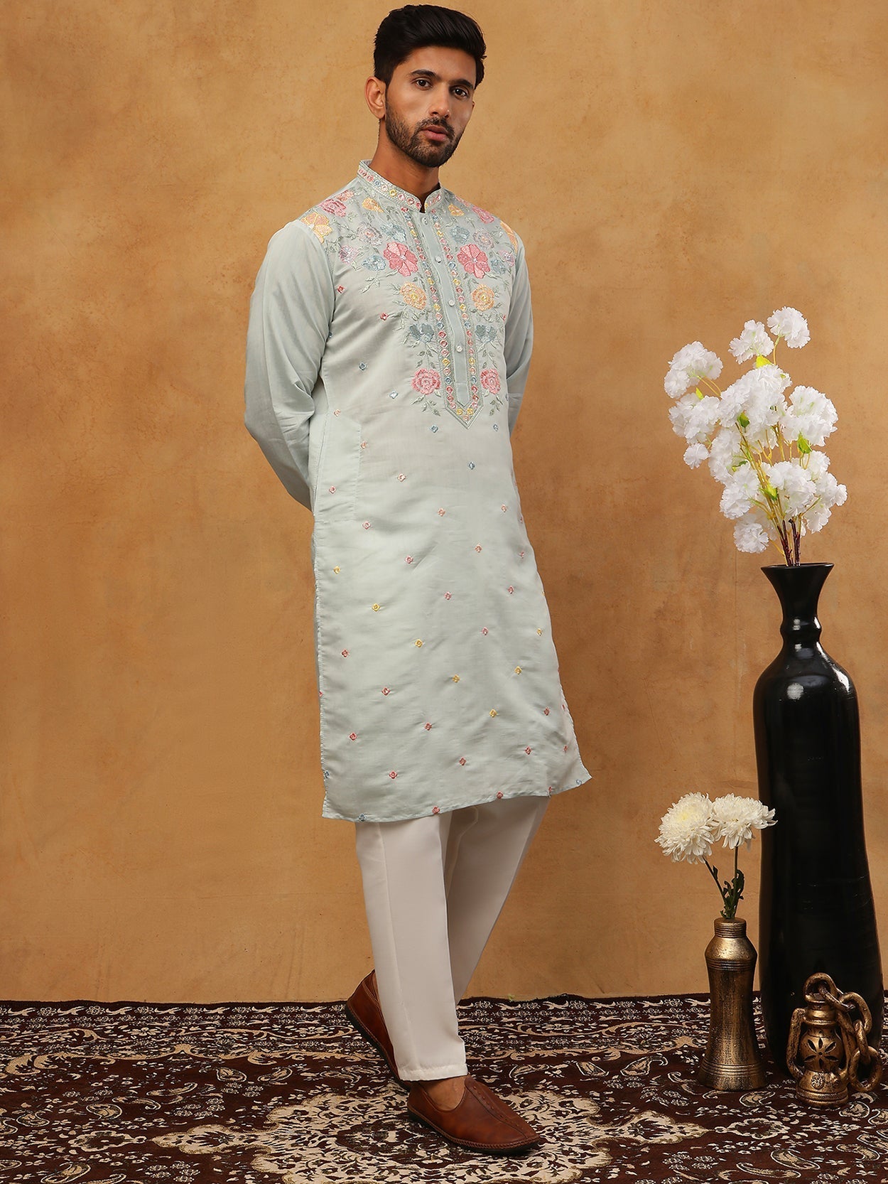 Silk Blend Embroidered Kurta Pyjama