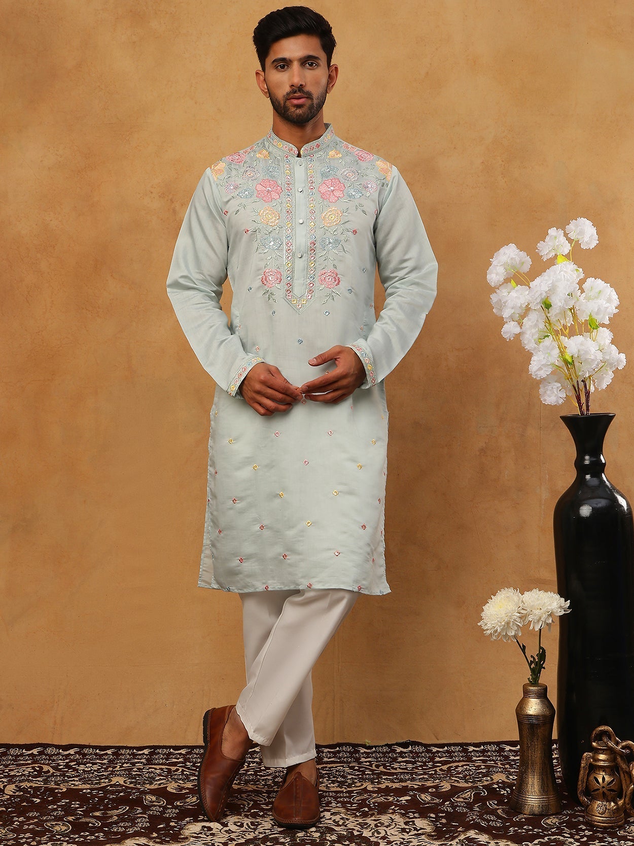 Silk Blend Embroidered Kurta Pyjama