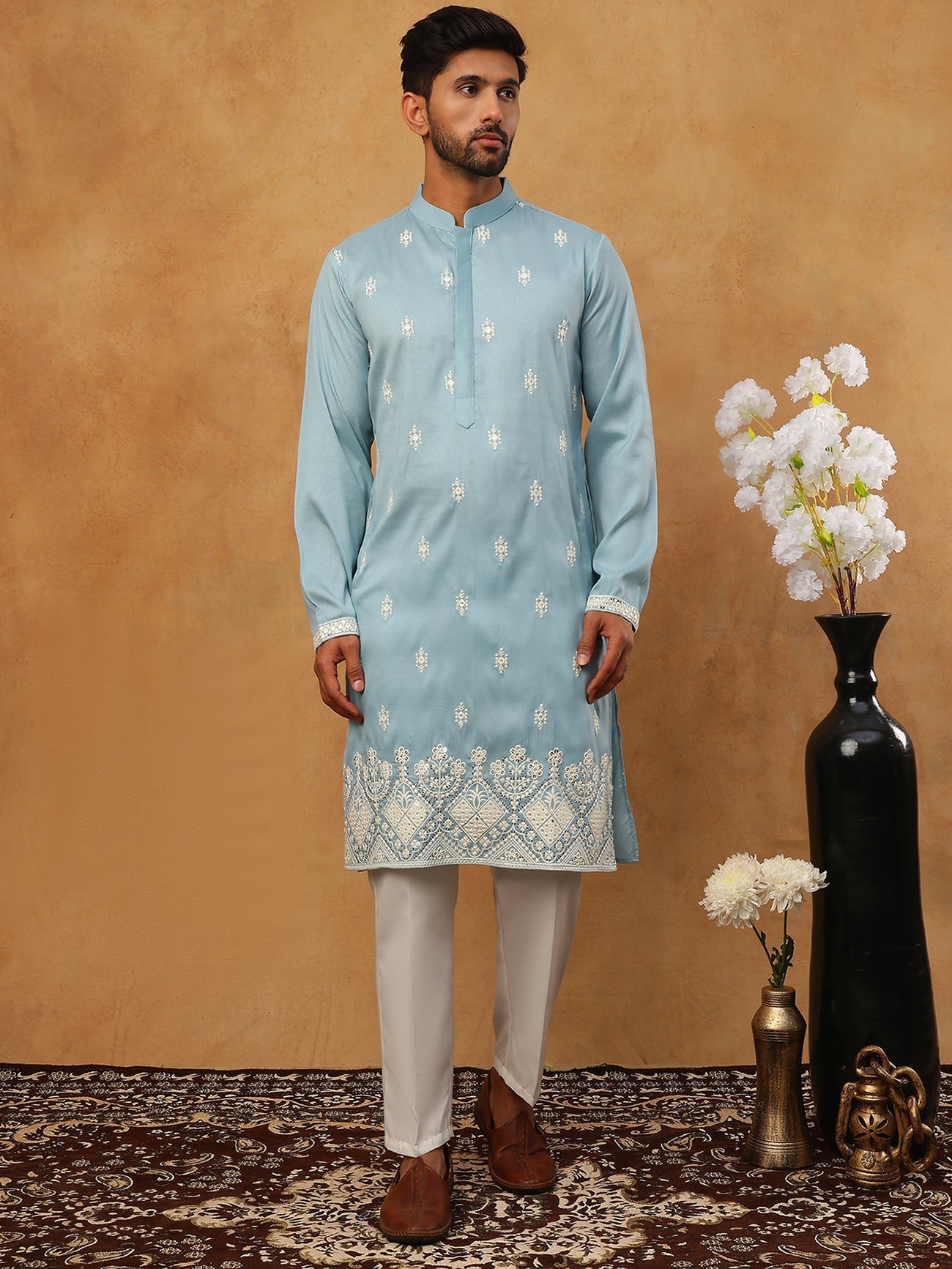 Traditional Silk Blend Embroidered Kurta Pyjama
