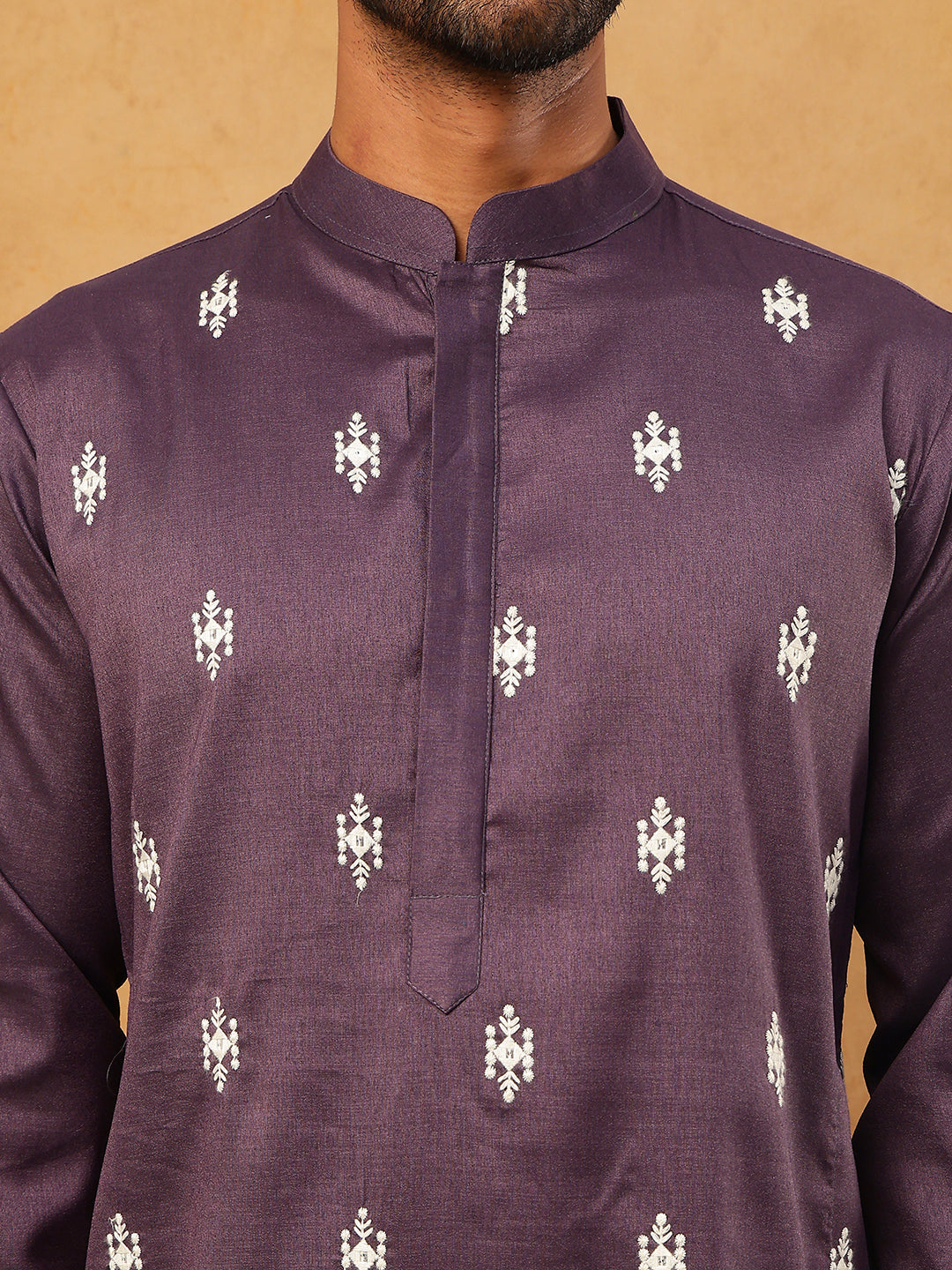 Traditional Silk Blend Embroidered Kurta Pyjama