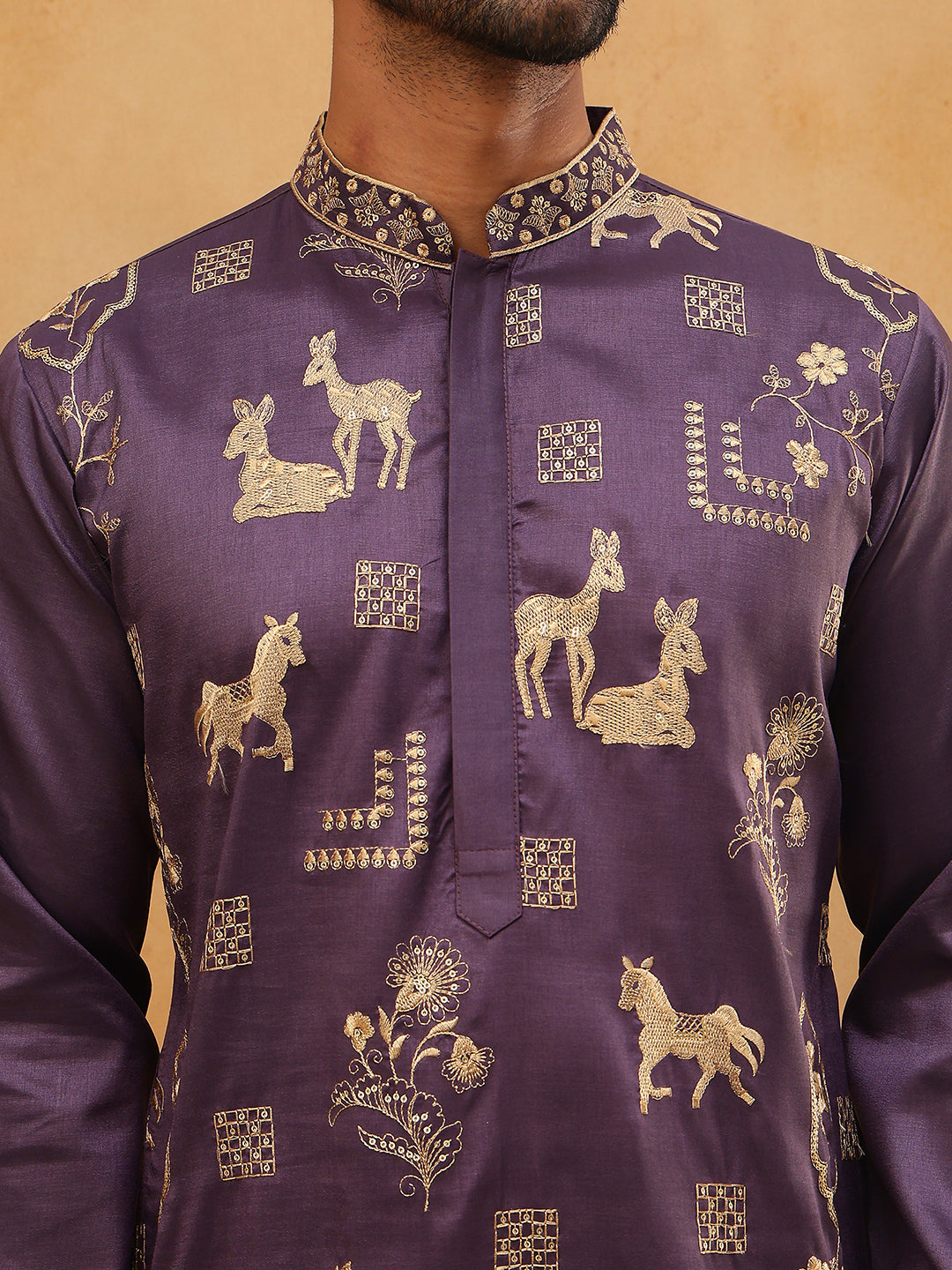 Men Silk Blend Kurta Pyjama With Embroidery