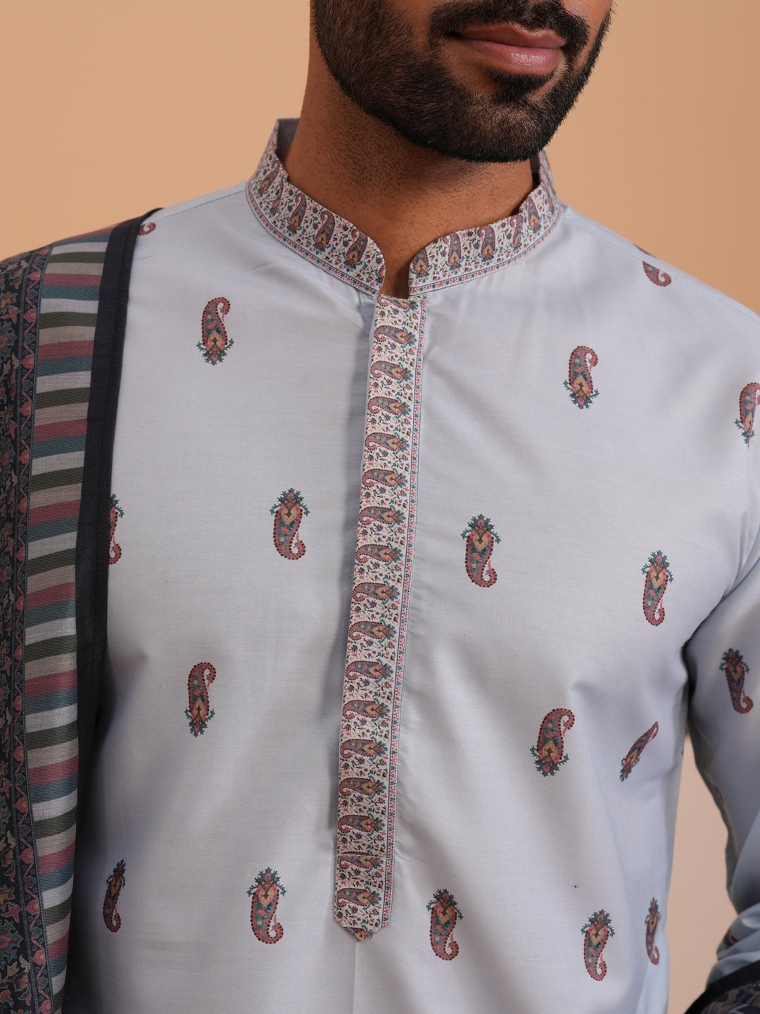 Paisley Print Kurta Pyjama Set With Contrast Dupatta