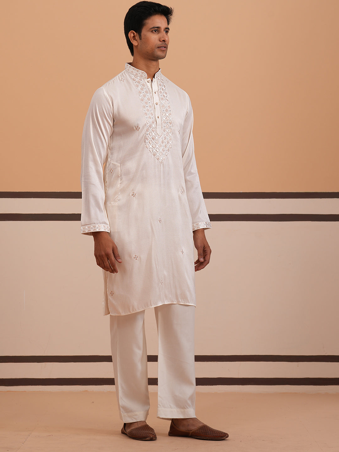 Mens Geometric Embroidered Kurta Set