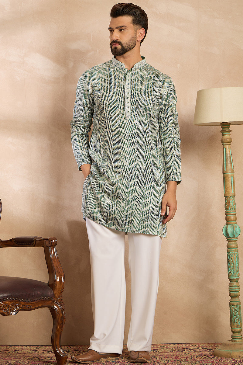 Green Silk Blend Solid Embroidered Straight Kurta With Trouser