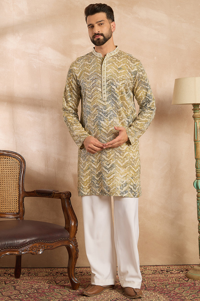 Green Silk Blend Solid Embroidered Straight Kurta