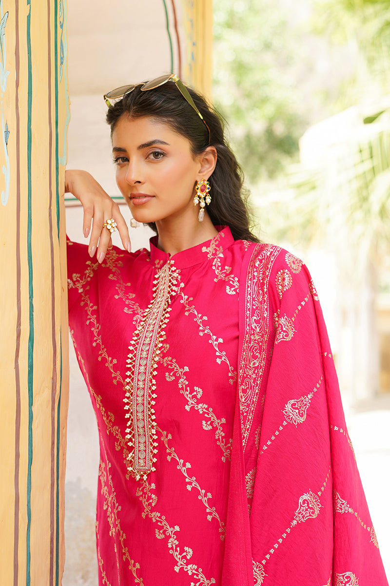 pink silk blend floral printed straight kurta trousers with dupatta