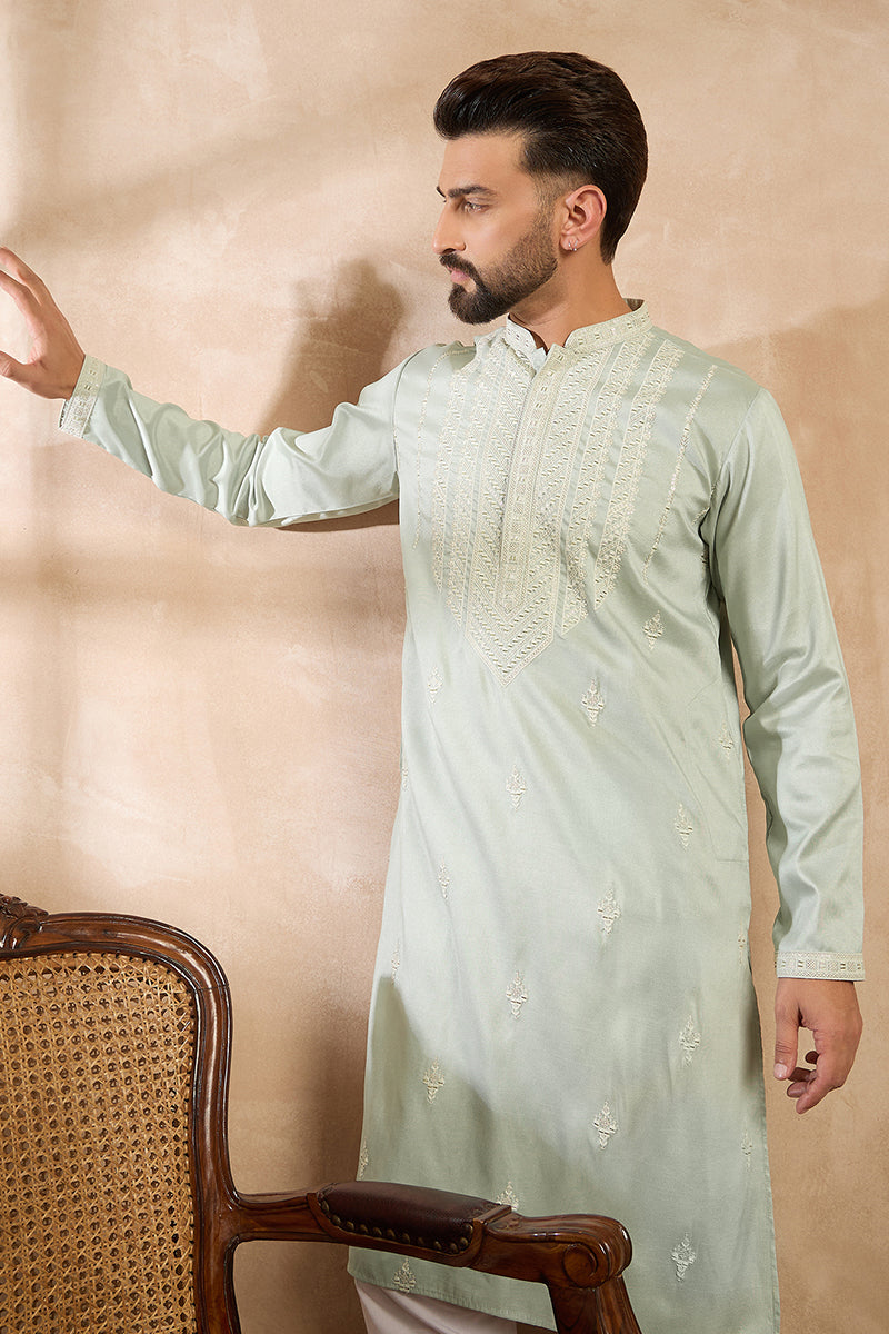 Green Silk Blend Geometric Embroidered Straight Kurta With Trouser