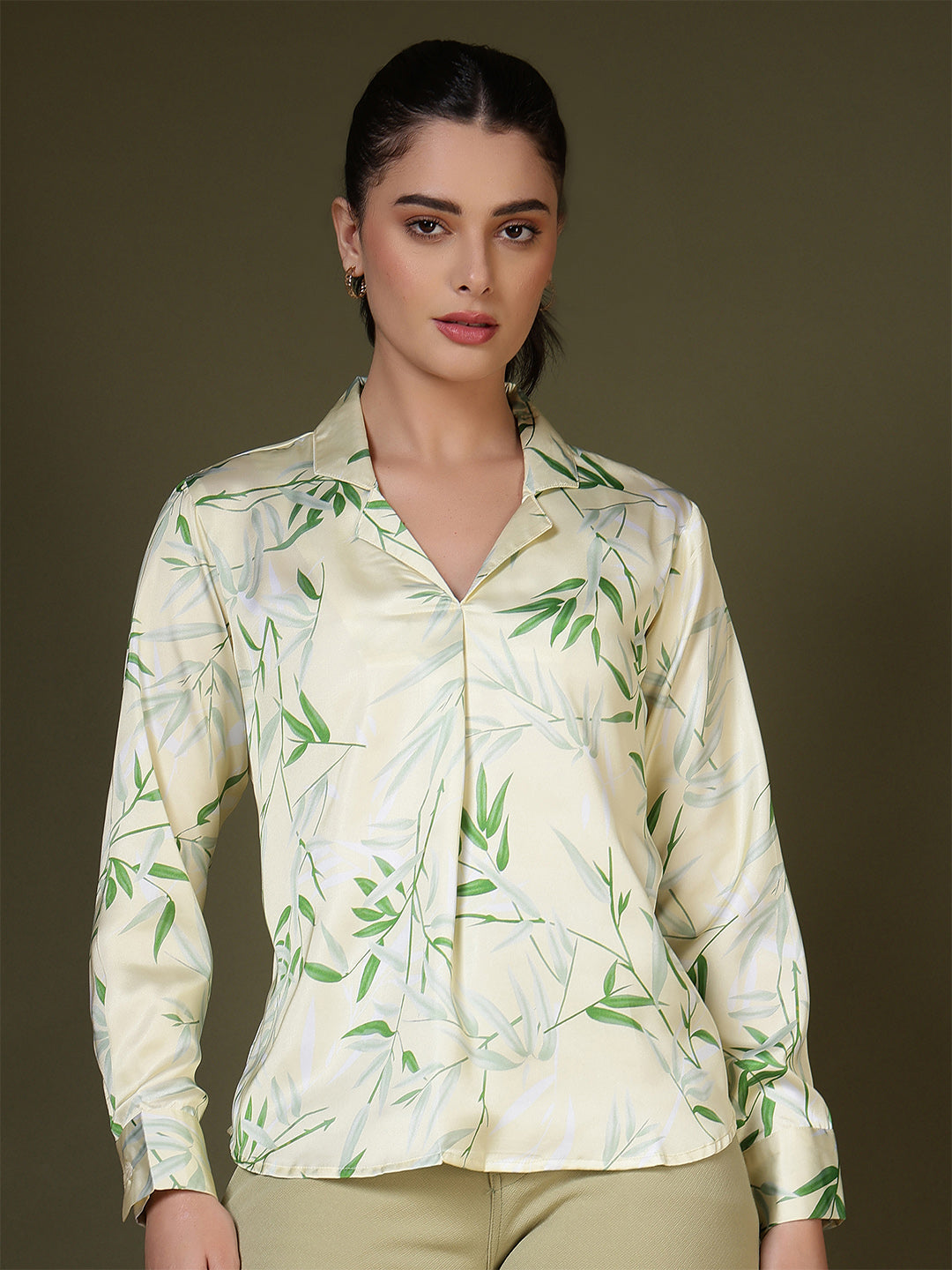 women regular fit solid mandarin collar formal top 1