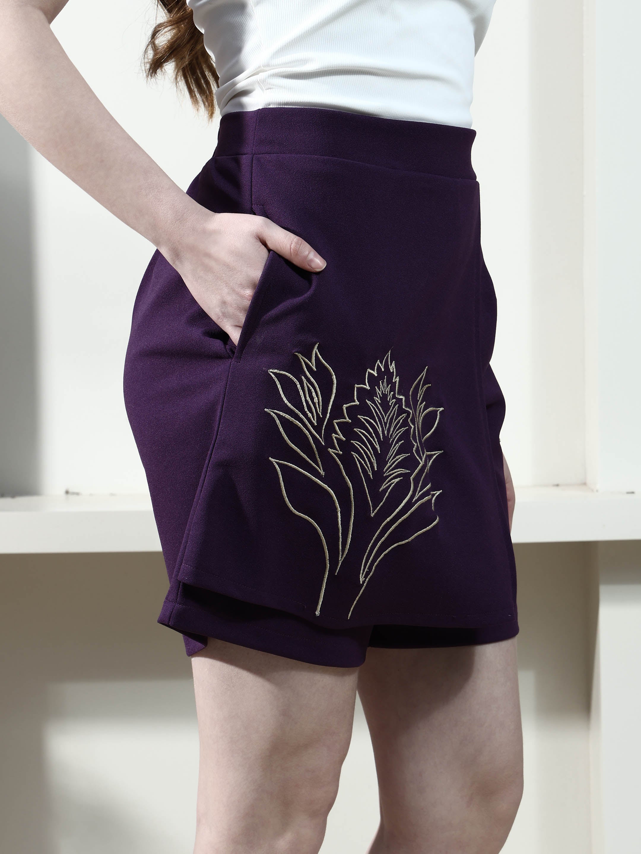 athena purple solid mid rise regular shorts