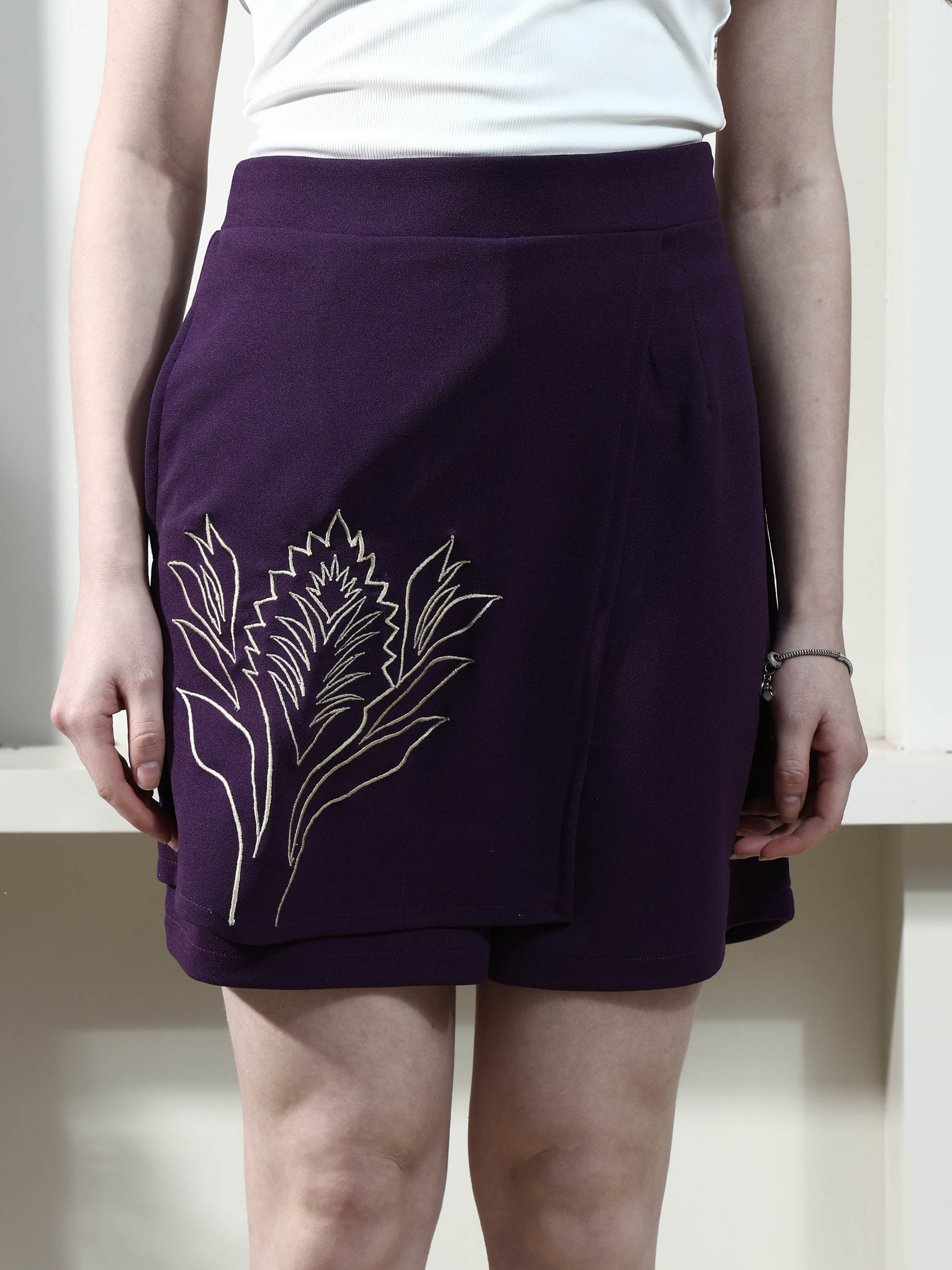 athena purple solid mid rise regular shorts