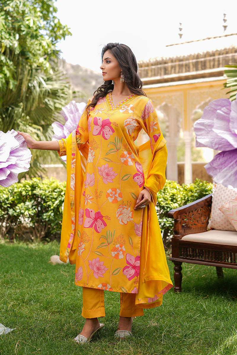 yellow silk blend floral printed straight kurta trousers with dupatta