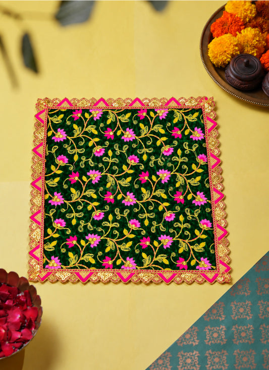 Chunri Zigzag Mehandi Green 12x12 Inches