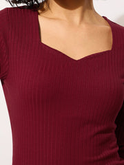 Women Maroon Rib Sweetheart Neck Knee Dress