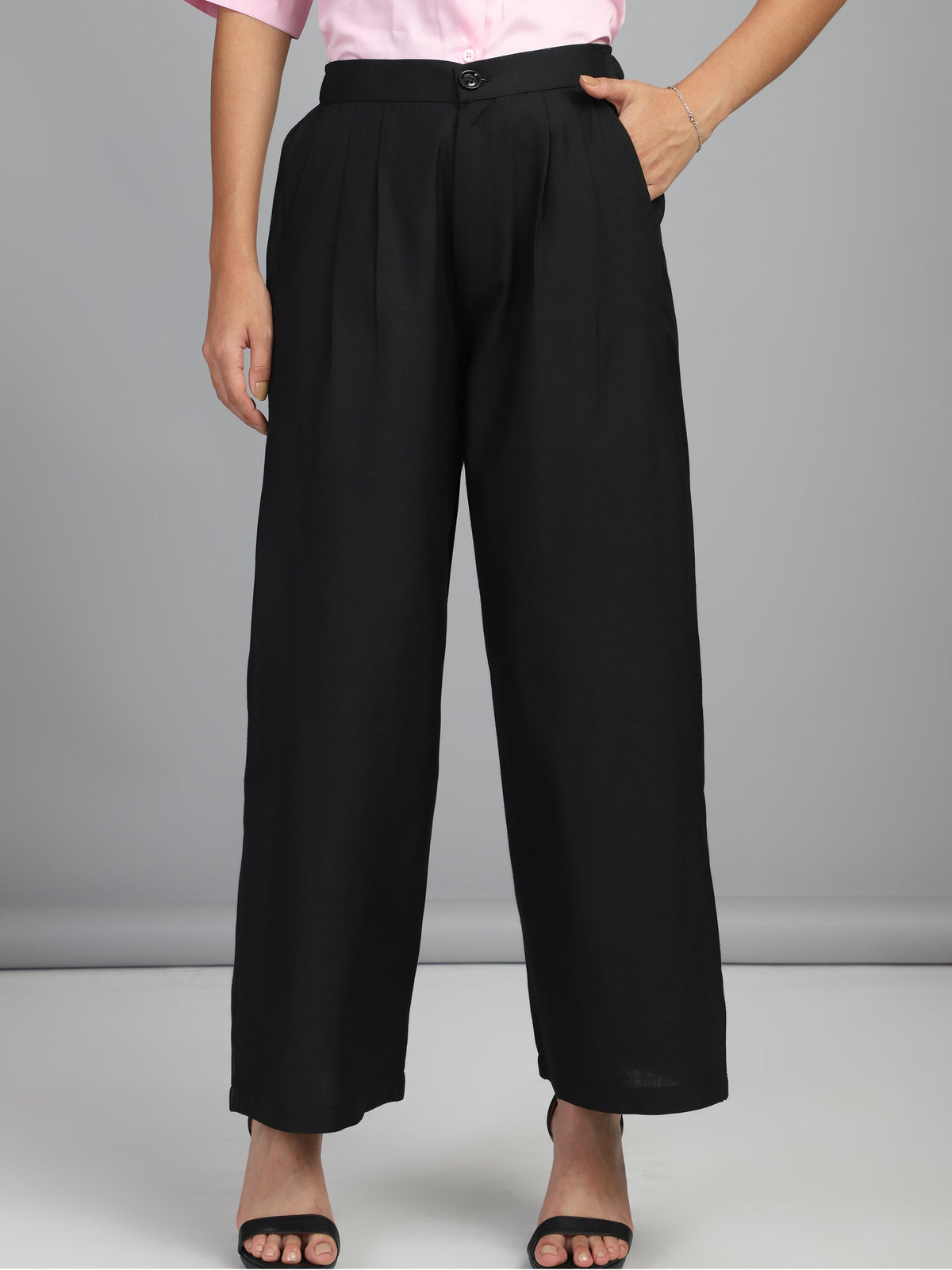 relaxed straight fit high rise pleated trousers