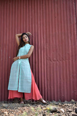 Women Green Solid Straight Kurta ( JOK 1032 Green )