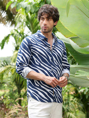 Contrast-Zebra Imprint Shirt