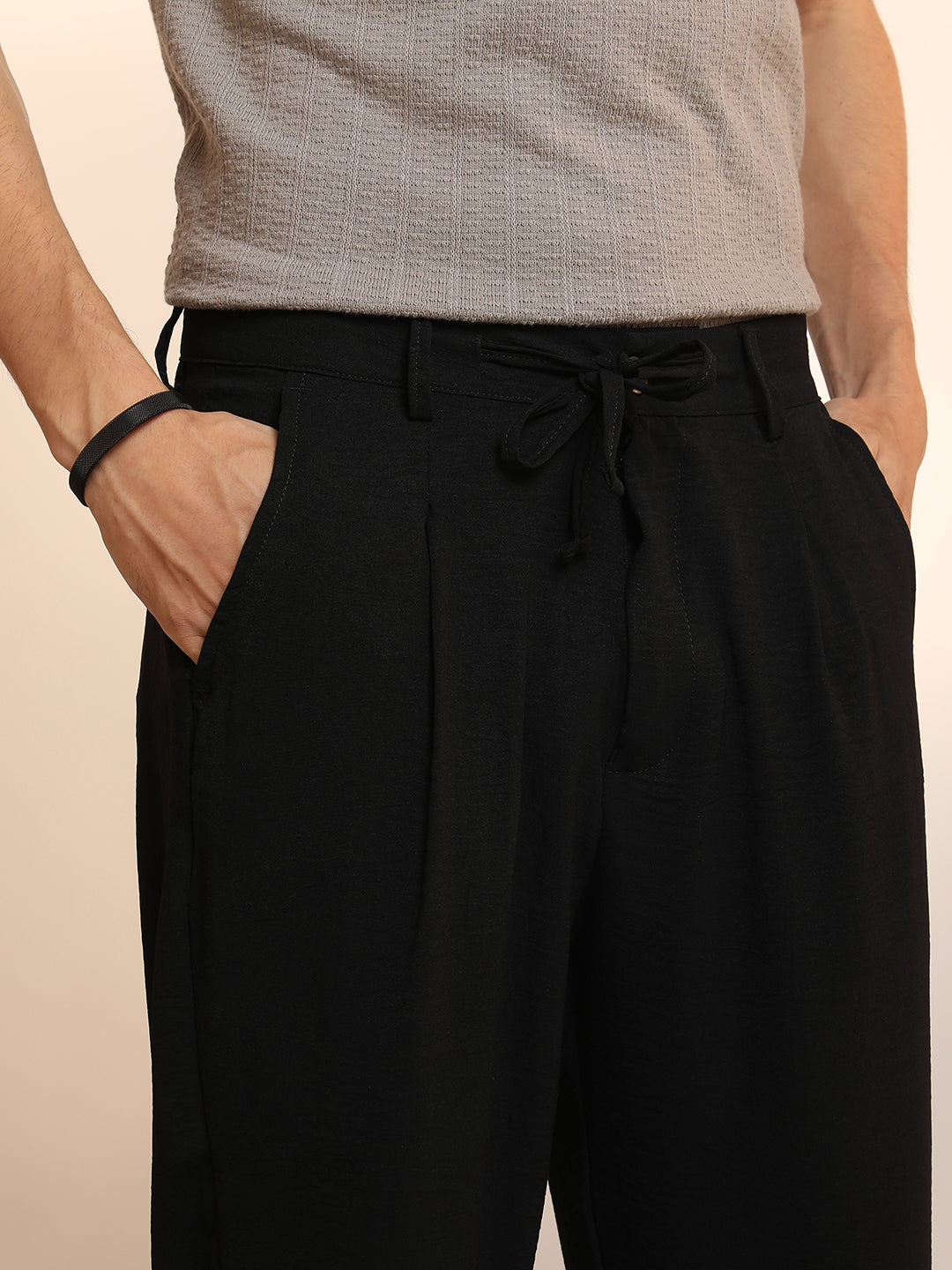 Mens Obsidian Black Solid Pleated Trousers