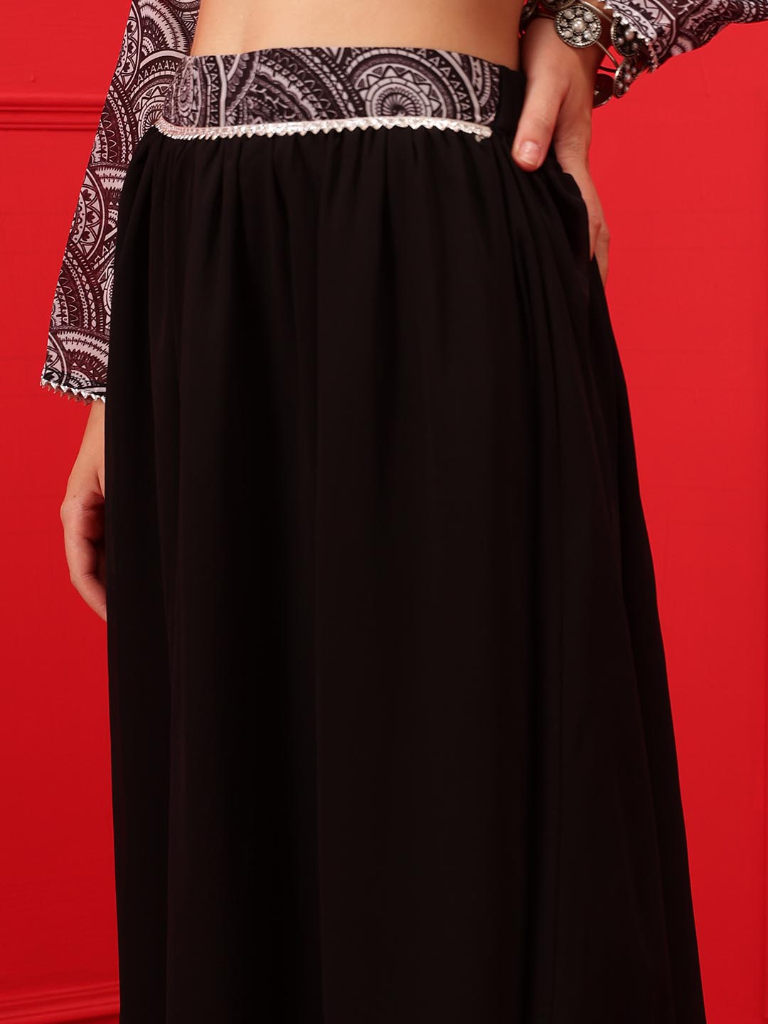 Ethnic Set
