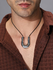 The Houston Pendant Necklace Metallic Silver