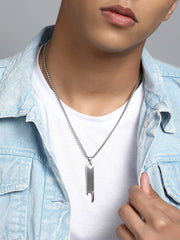 The Blade Pendant Necklace - Metallic Silver