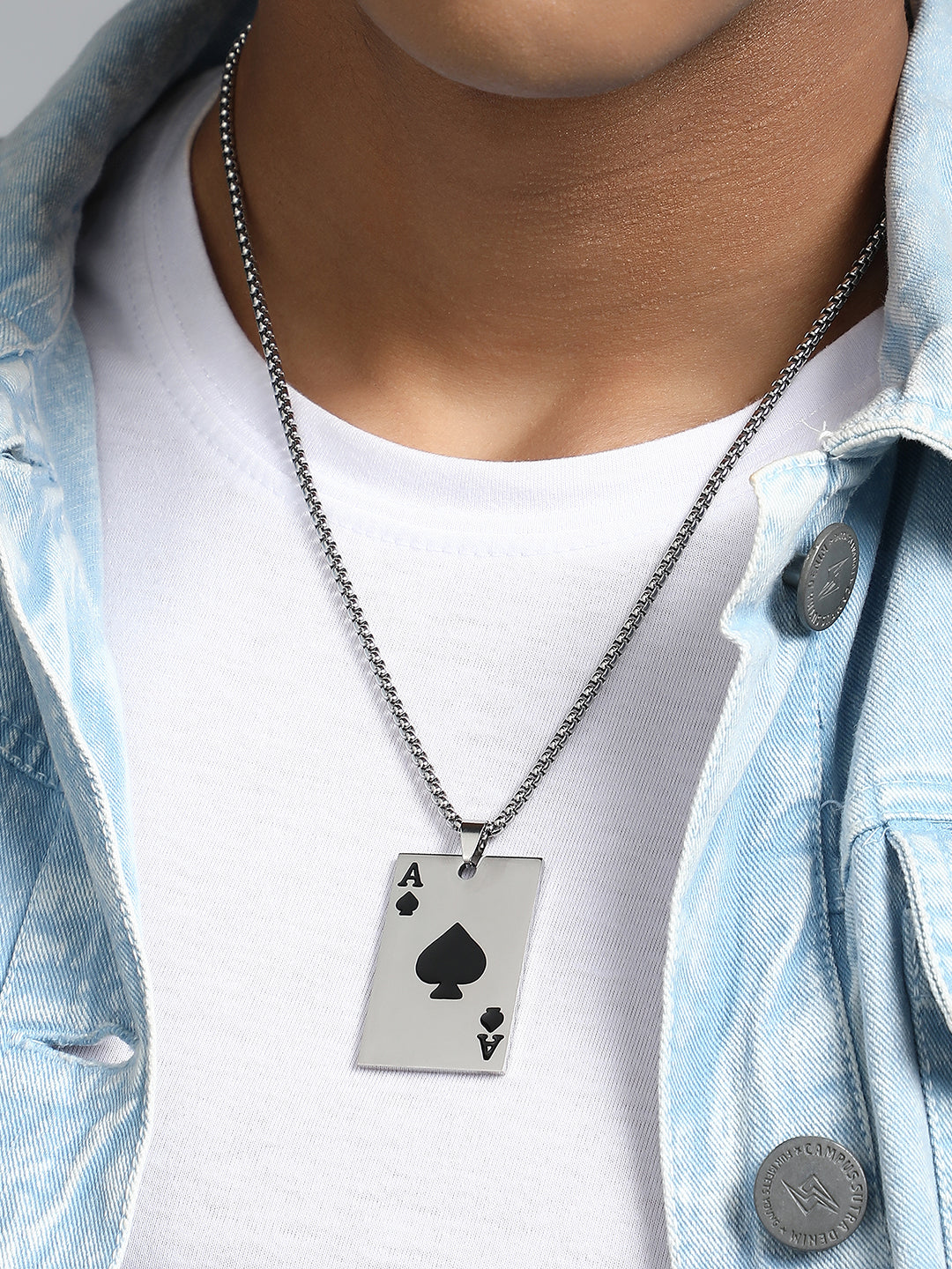 The Ace Pendant Necklace - Metallic Silver