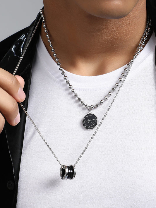 French Accent - The Spool Pendant Necklace - Metallic Silver