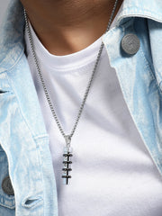 The Torque Pendant Necklace - Metallic Silver