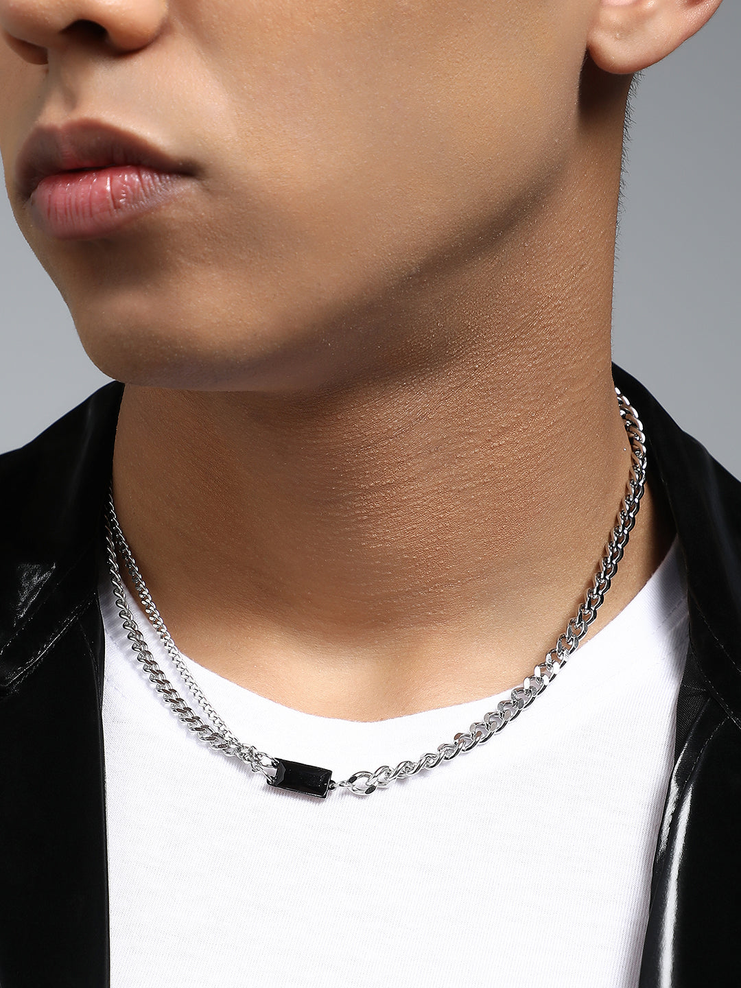 The Daily Pendant Necklace - Metallic Silver