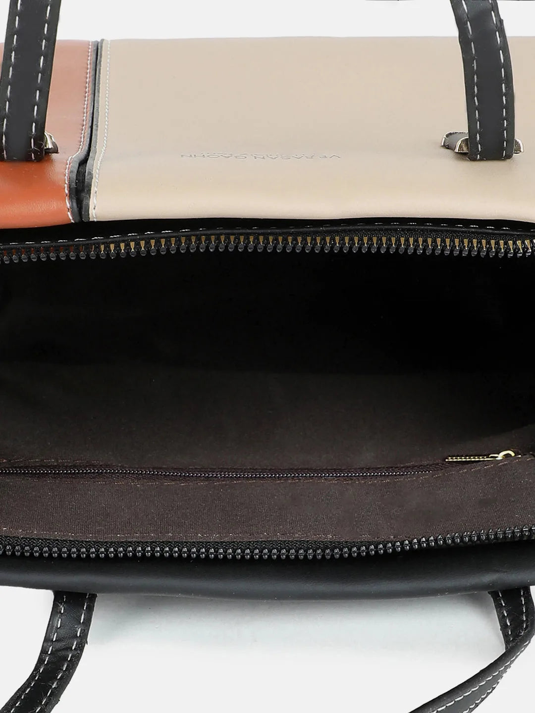 حقيبة يد ملونة مع قفل بسحاب