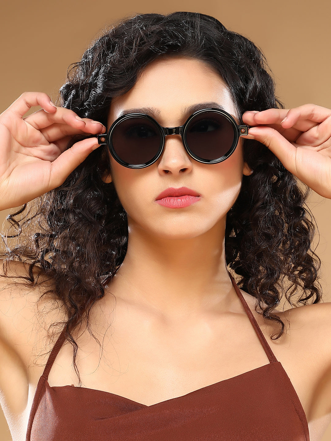 The Corsica Round Sunglass - Onyx Black