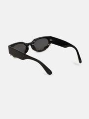 The Viperis Oval Sunglasses - Onyx Black