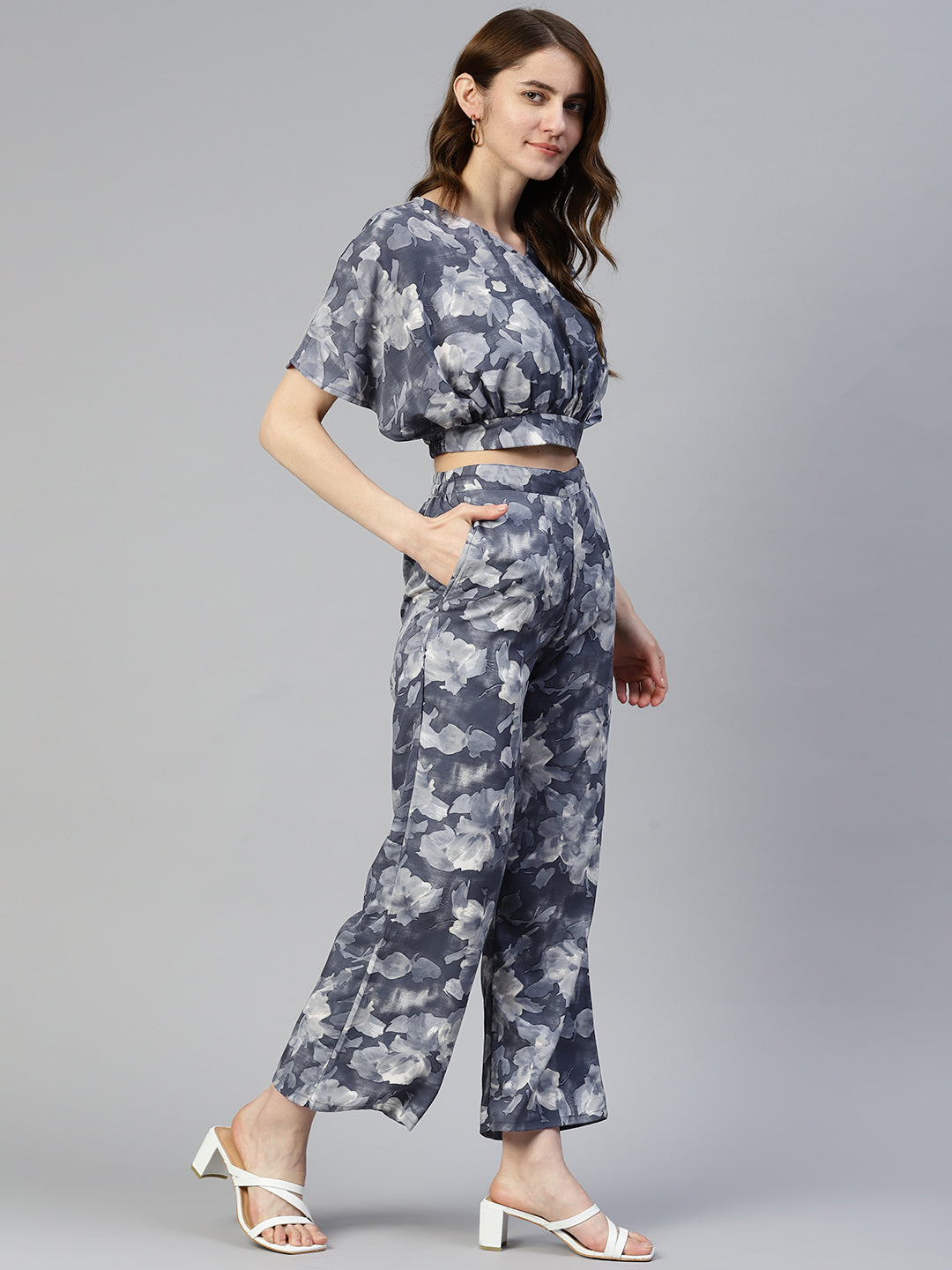 Women Grey Printed Crop Top With Palazzos