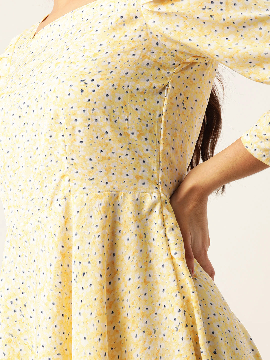 Women Floral Print Puff Sleeves Crepe Midi Dress 1