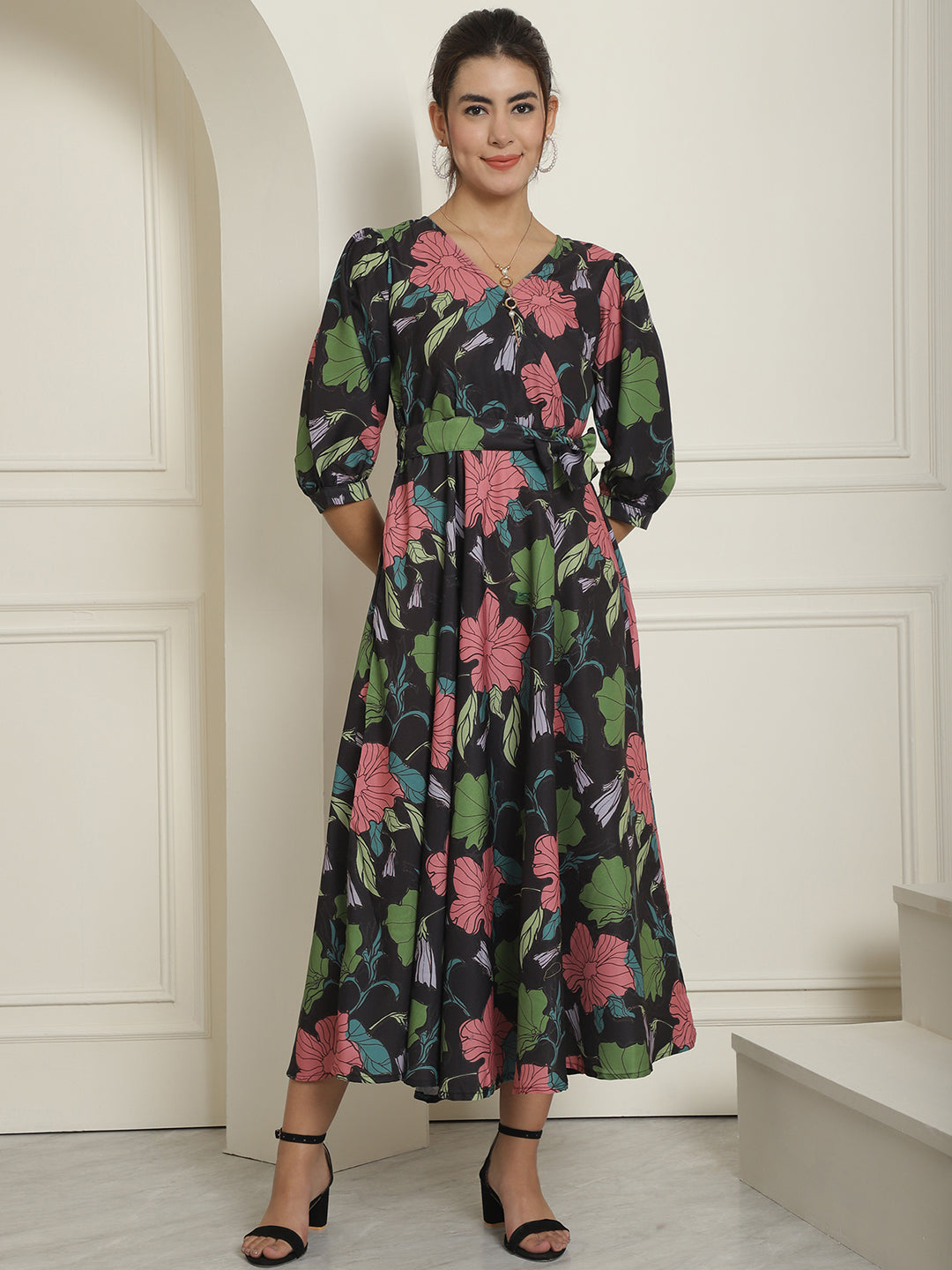 Womens Black Floral Printed A Line Dress With Belt