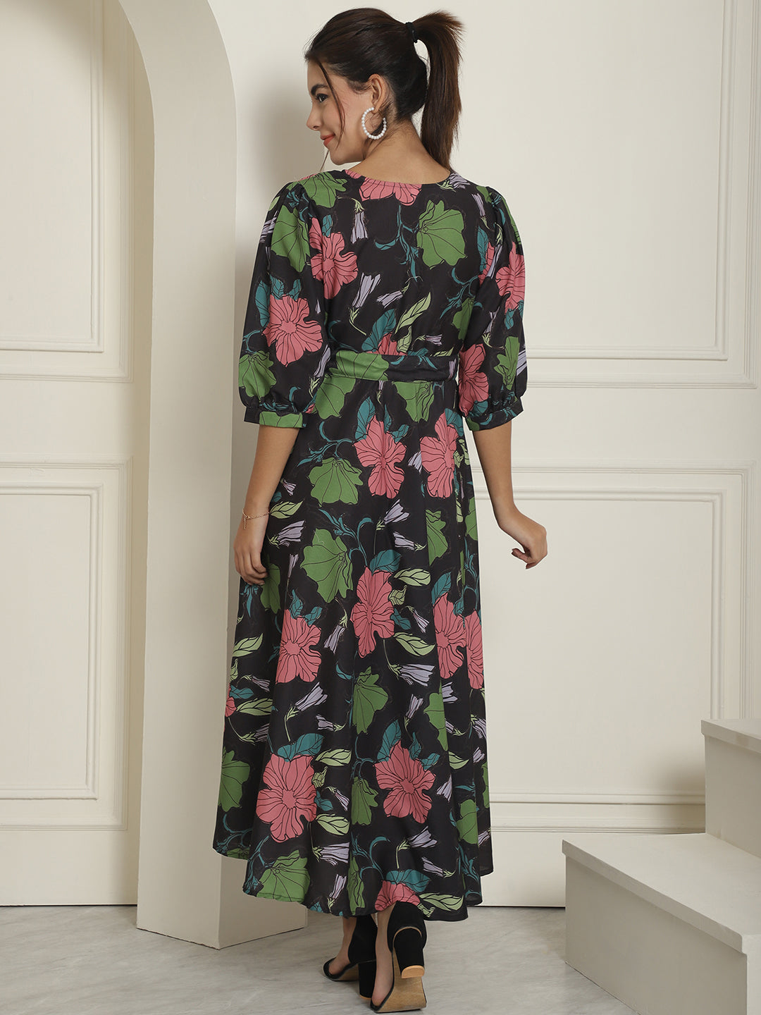 Womens Black Floral Printed A Line Dress With Belt