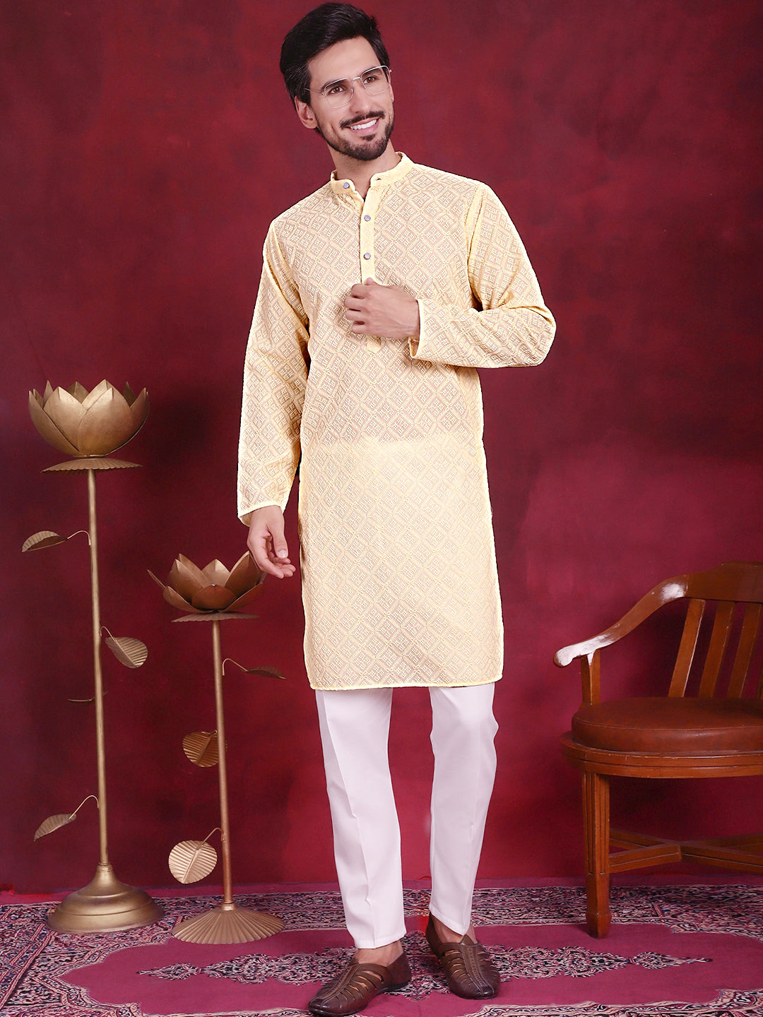 Chikankari Embroidered Kurta With Pyjama