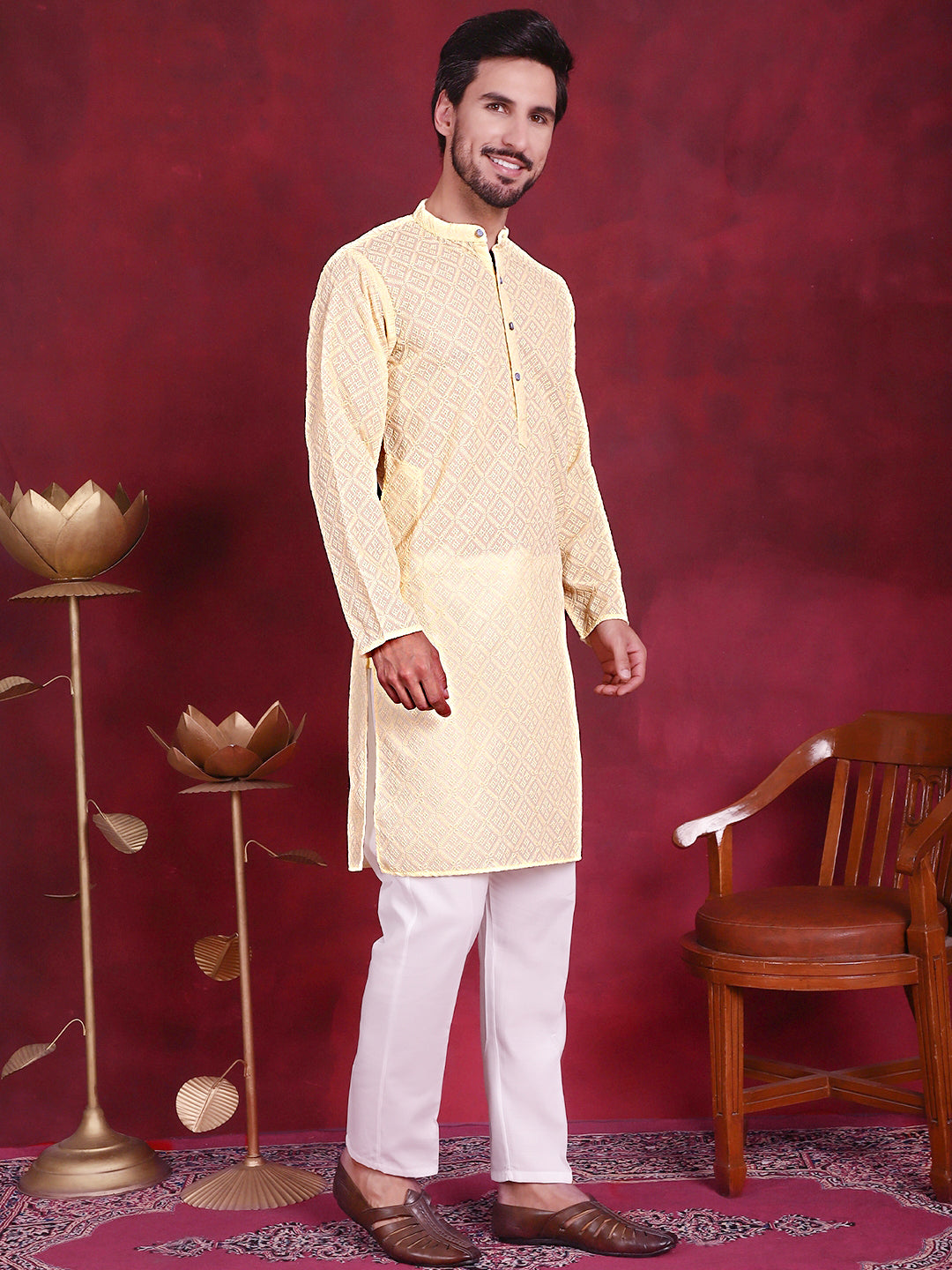Chikankari Embroidered Kurta With Pyjama